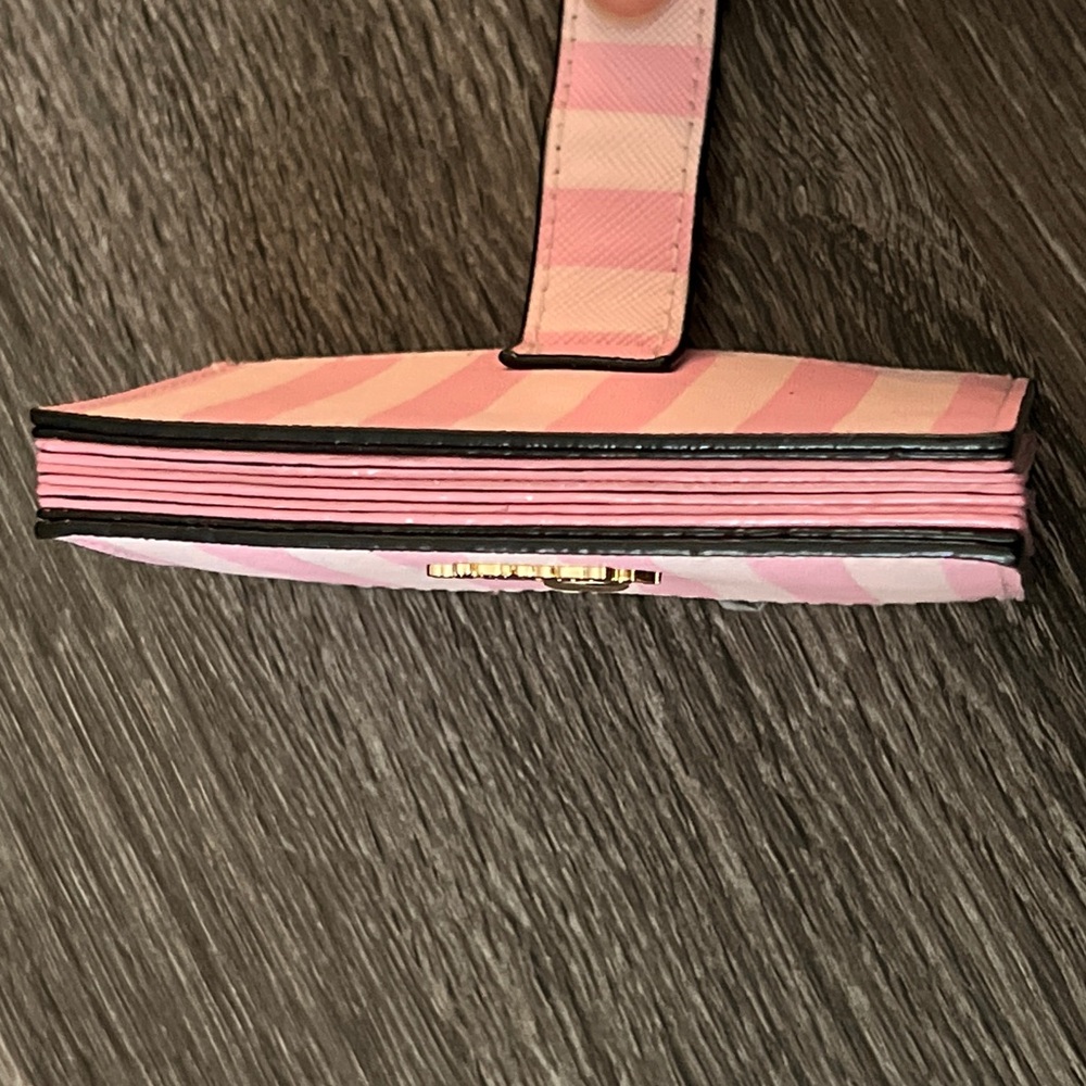 👛✨ Classic Stripe Bundle — Continental & Accordion Wallets, Bag Charm - Picture 6 of 11